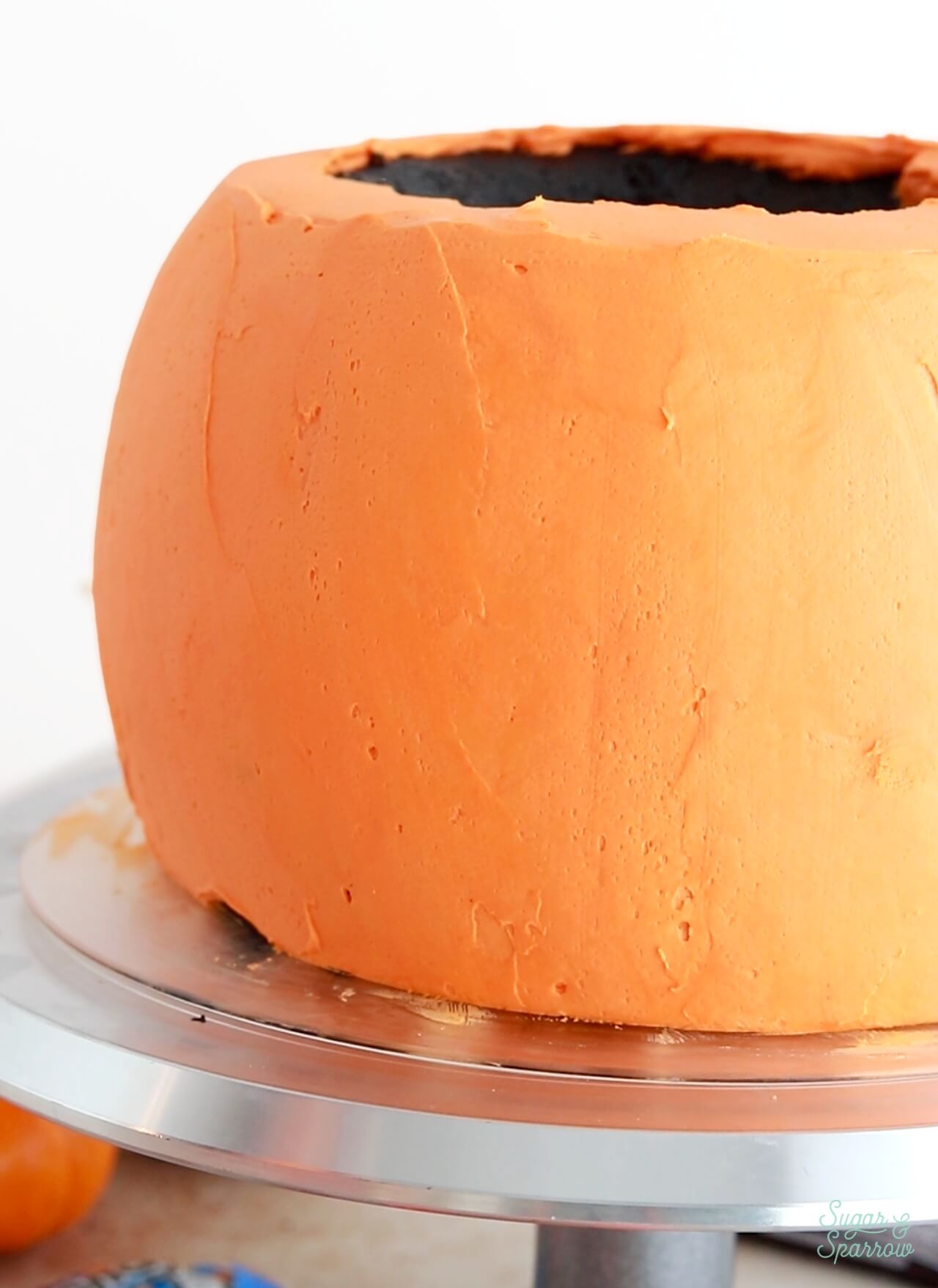 how to make a pumpkin shaped cake