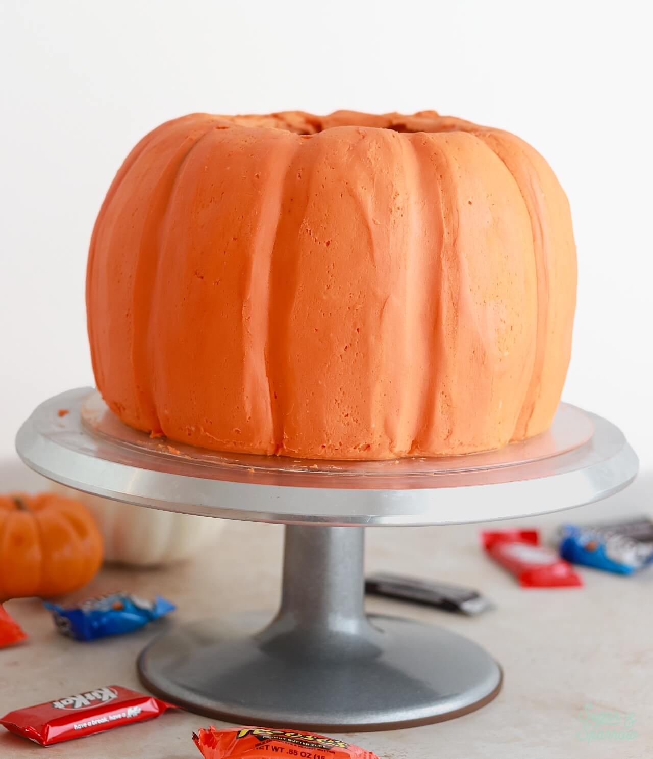 pumpkin shaped cake with buttercream