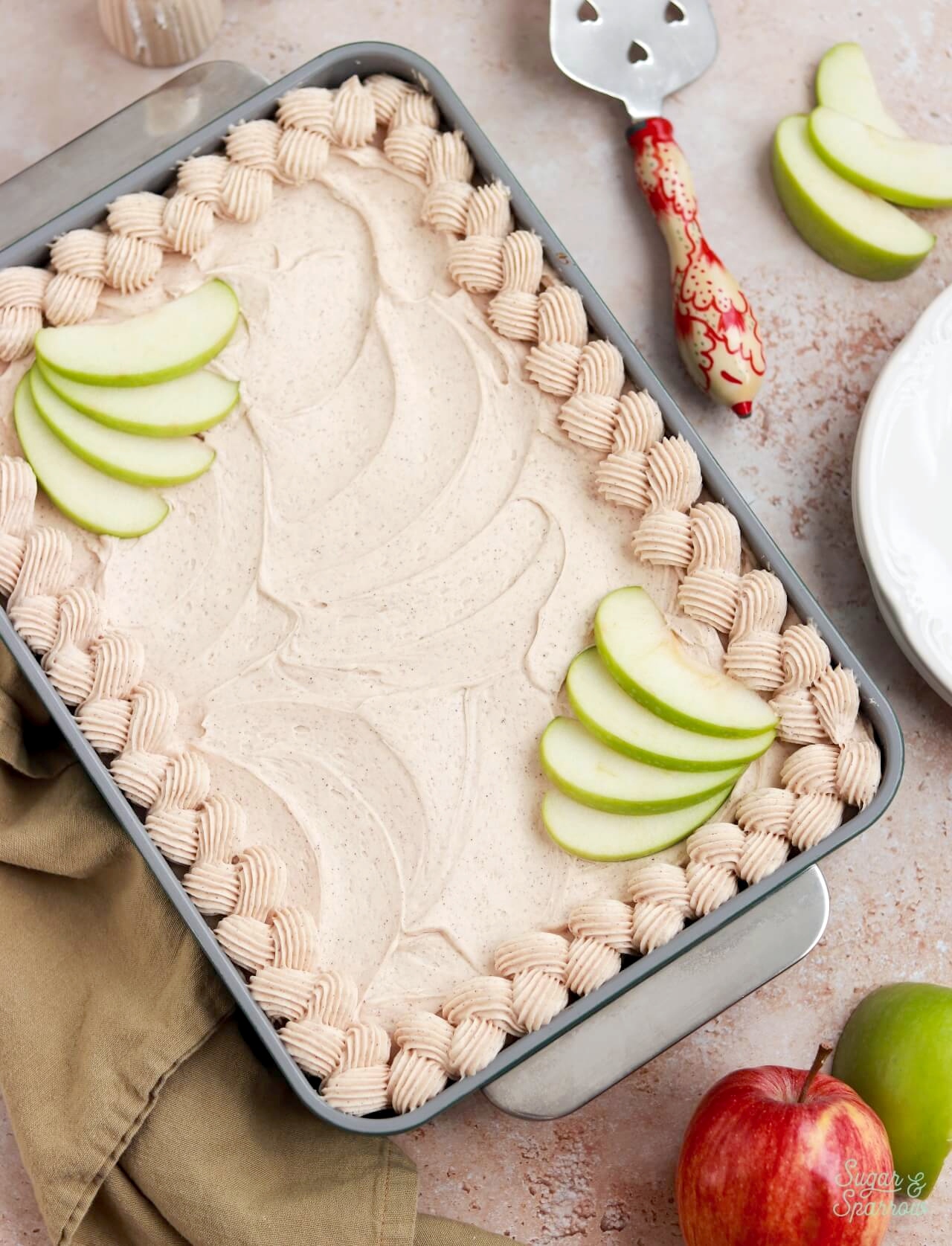 apple spice sheet cake recipe with cinnamon vanilla buttercream