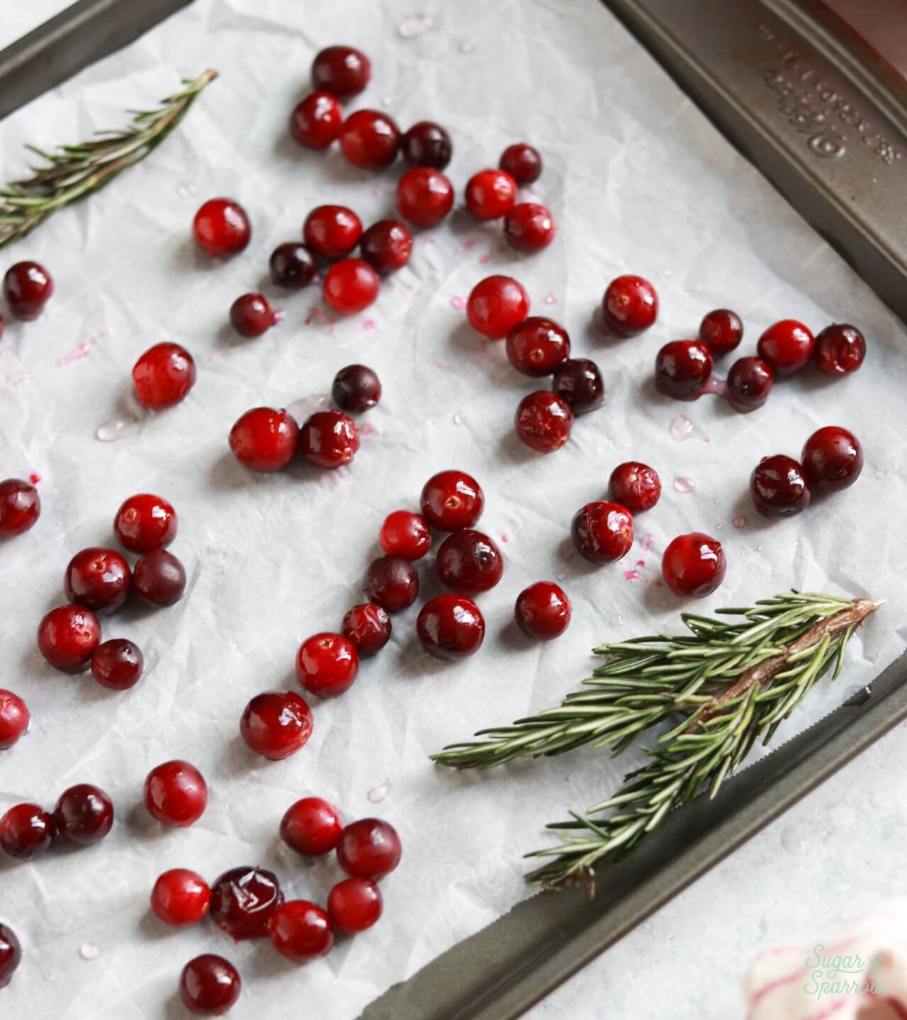 how long for sugared cranberries to dry