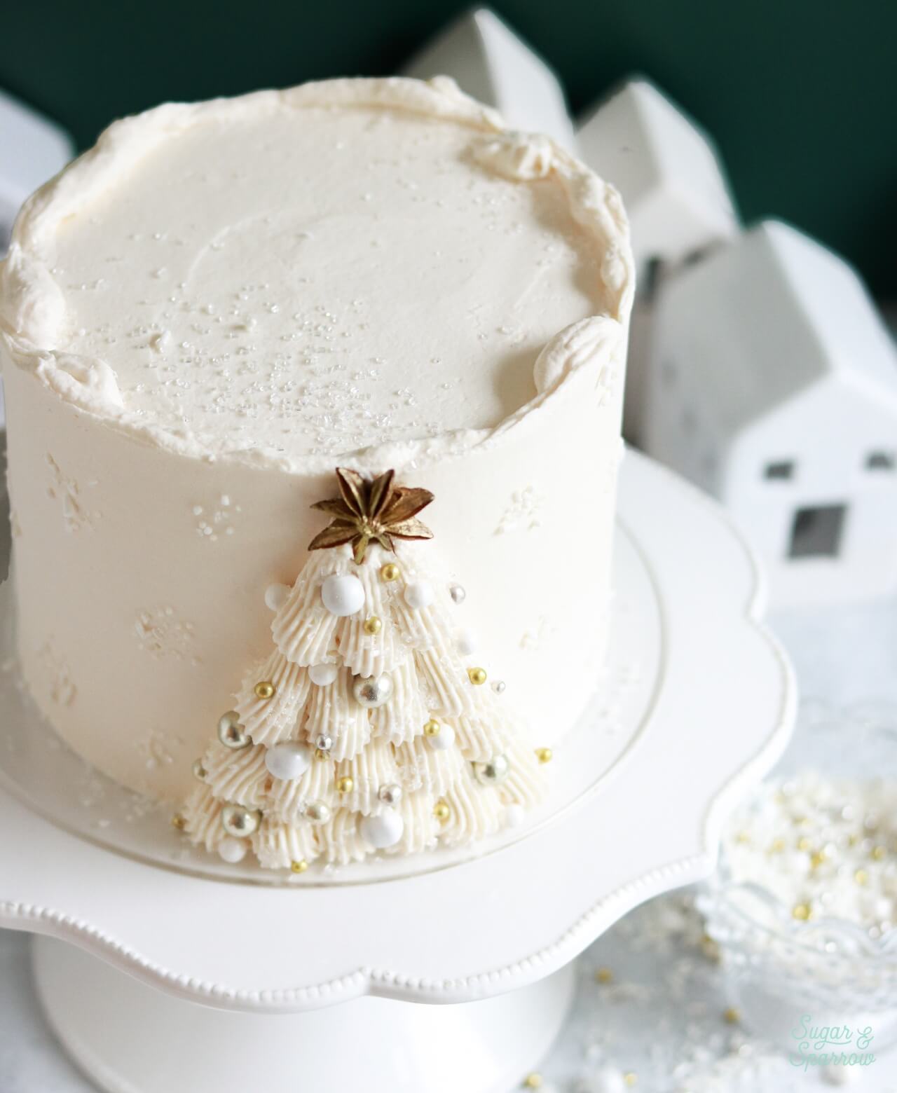 white christmas cake with buttercream christmas tree