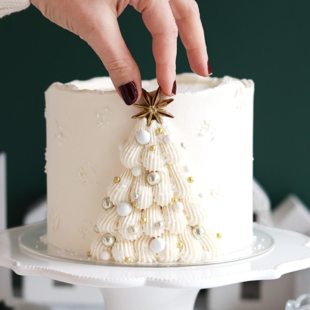 white christmas cake recipe by sugar and sparrow