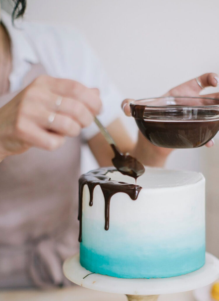 how to start a home cake business: pricing cakes