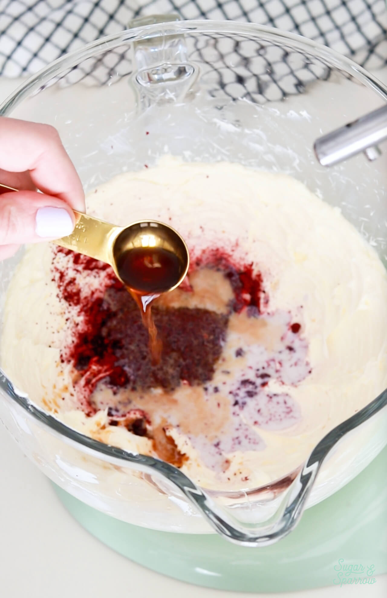 adding freeze dried cherries to buttercream