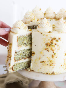 pistachio cake with cream cheese buttercream recipe