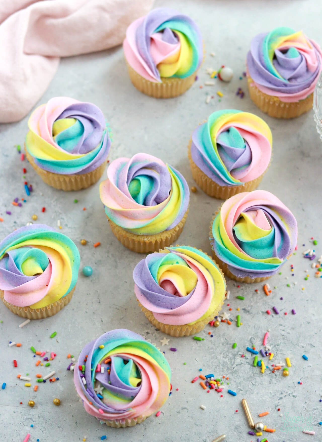 rainbow buttercream swirl cupcakes tutorial