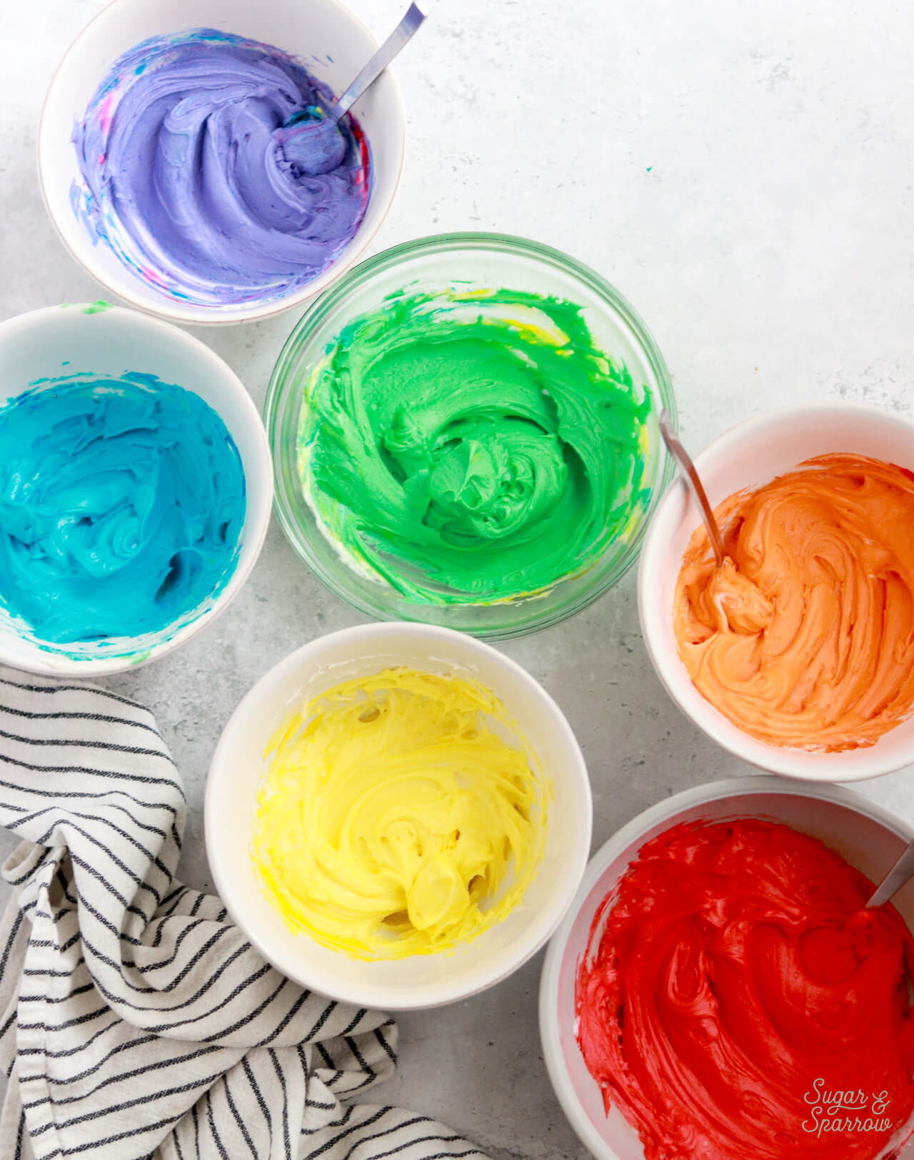 rainbow buttercream colors