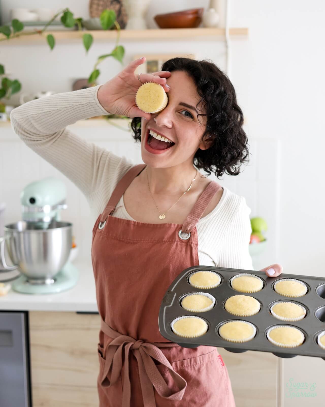 Whitney DePaoli of Sugar & Sparrow with cupcakes