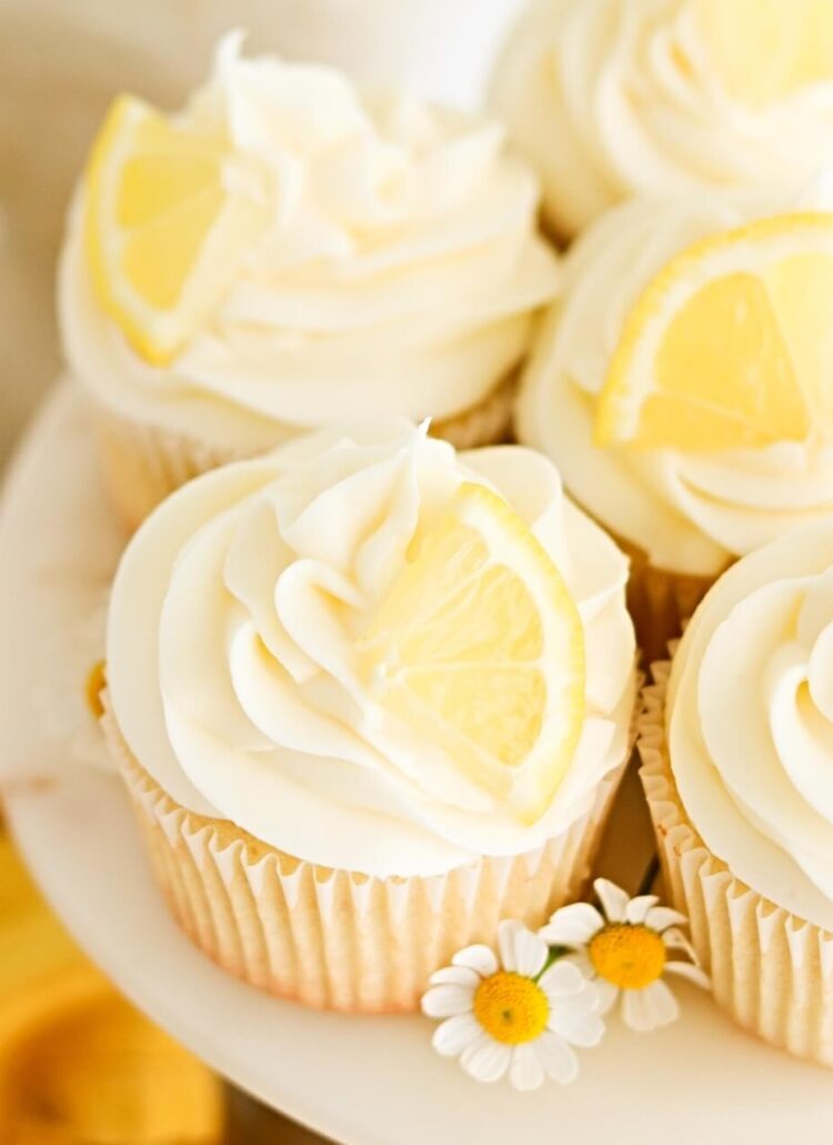 lemon cupcakes with lemon frosting