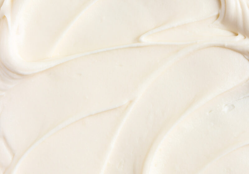 lemon cream cheese buttercream for cakes and cupcakes