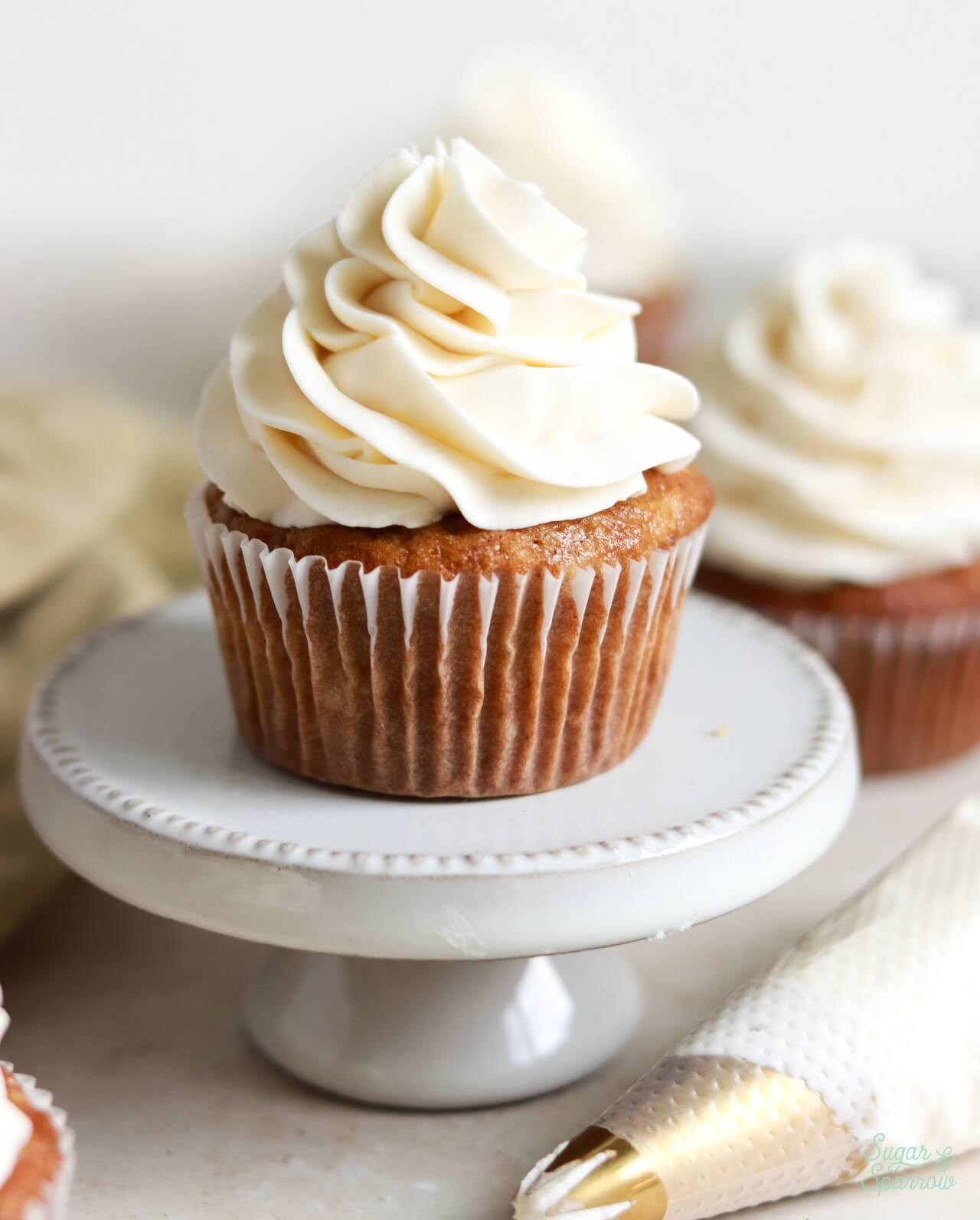 whipped mascarpone frosting for cupcakes