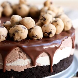 no-churn cookie dough ice cream cake recipe by sugar and sparrow