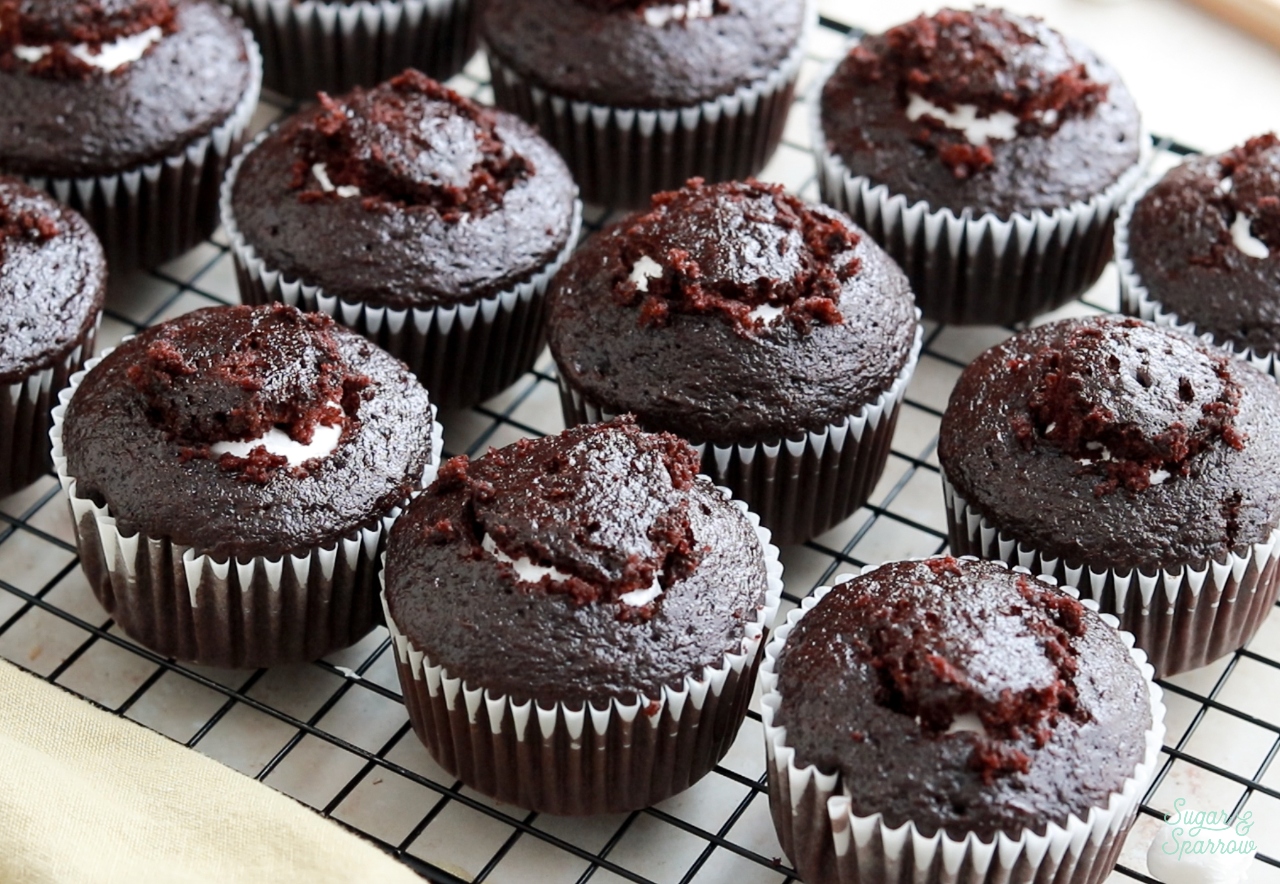 how to fill cupcakes with marshmallow filling
