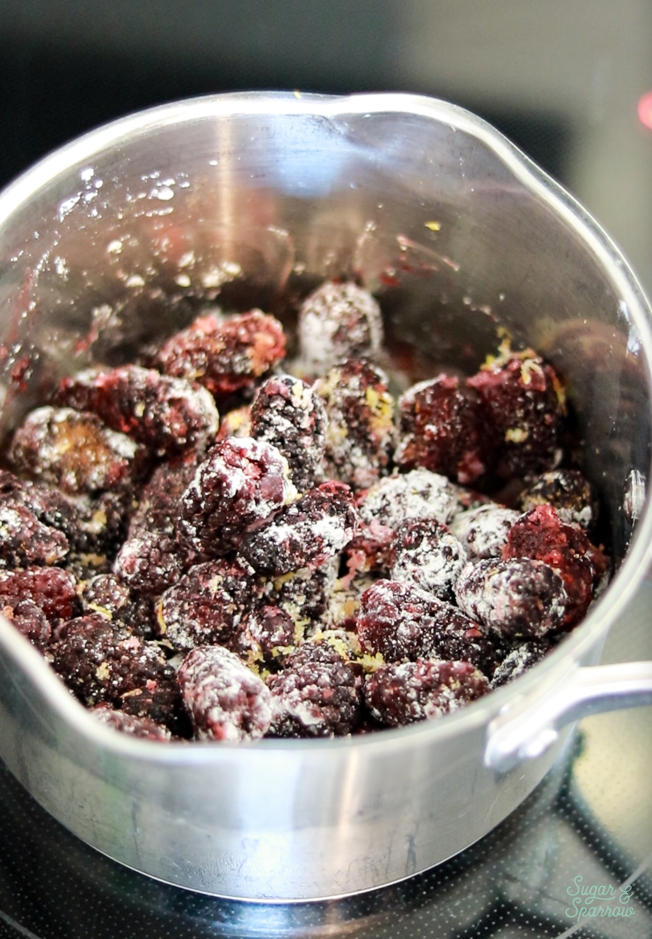 blackberry cake filling with frozen blackberries
