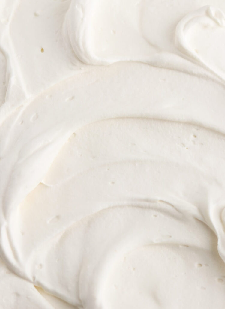 whipped cream frosting with cream cheese