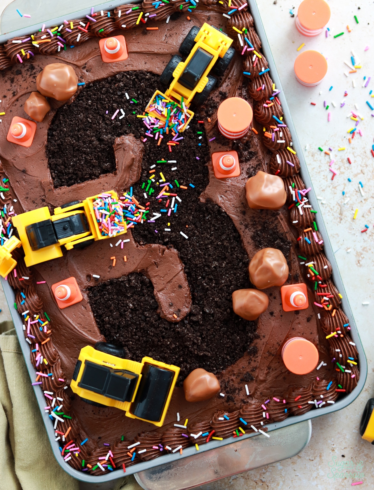 easy construction truck birthday cake tutorial