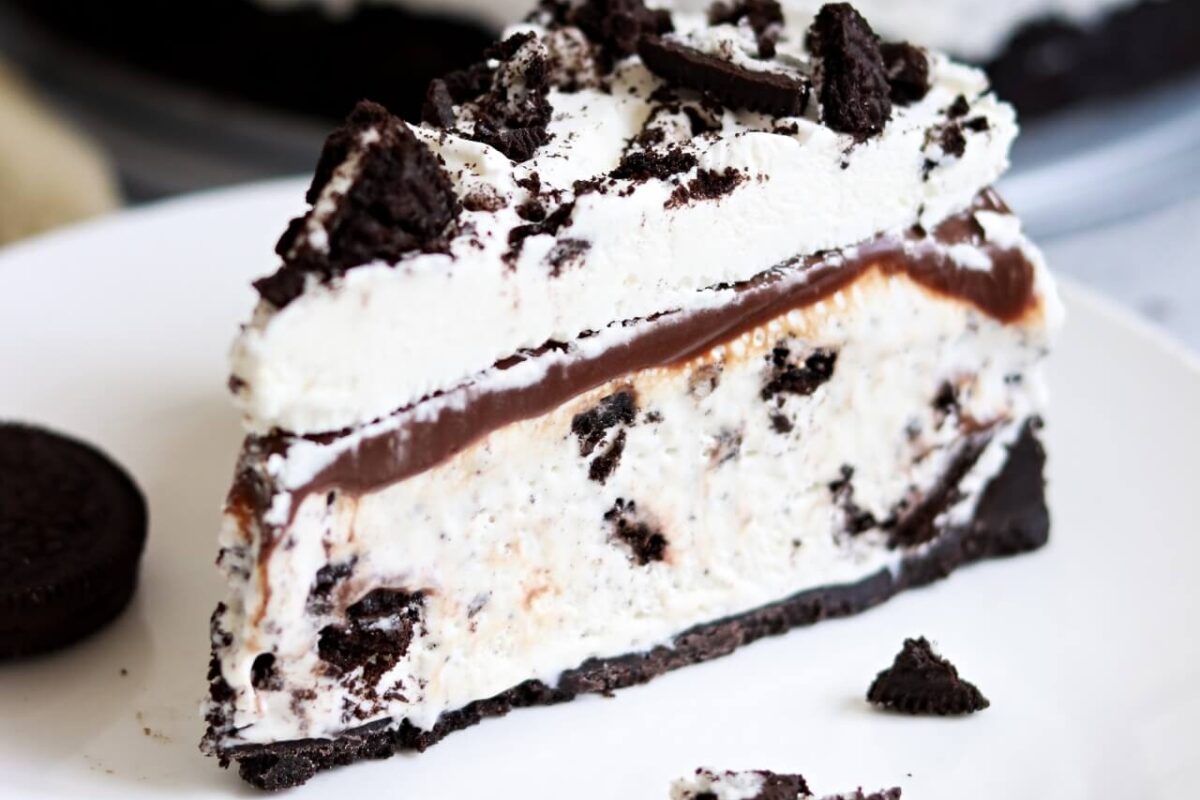 cookies and cream ice cream cake slice on a plate