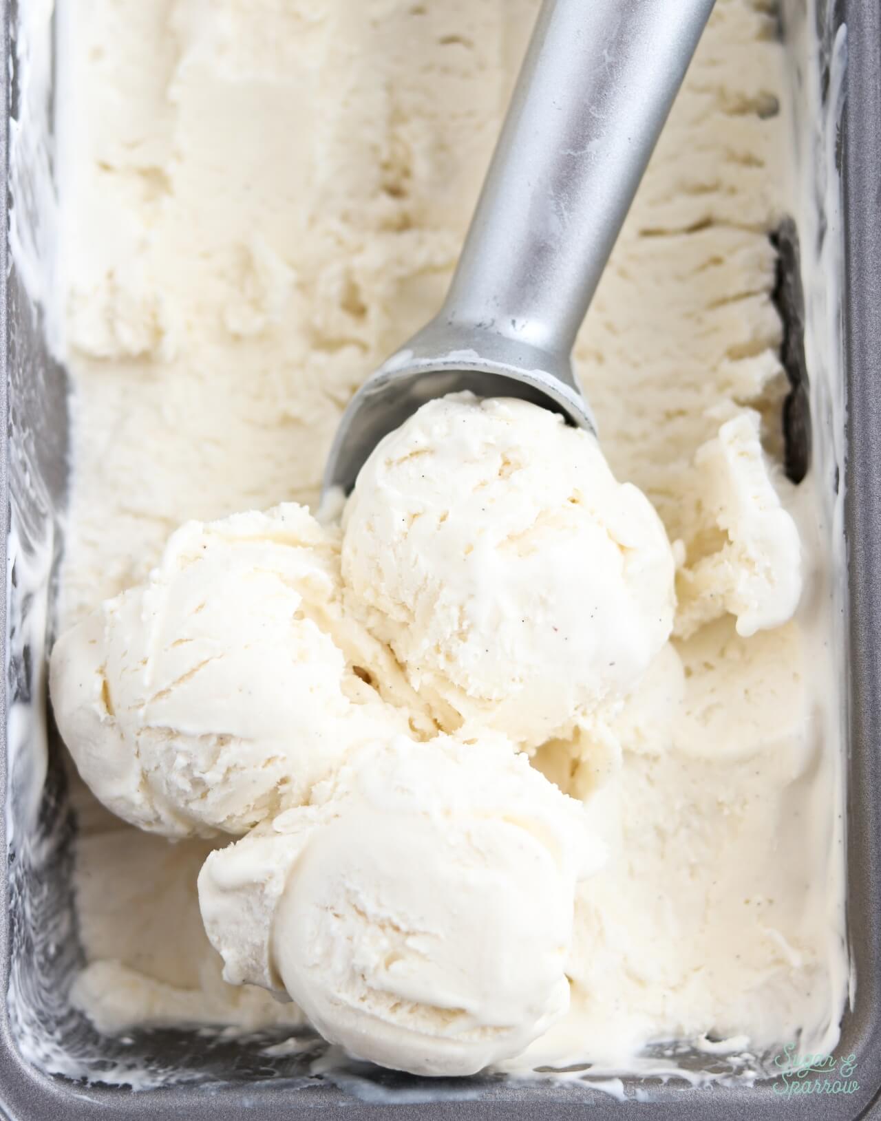 no-churn vanilla ice cream scoops in a loaf pan
