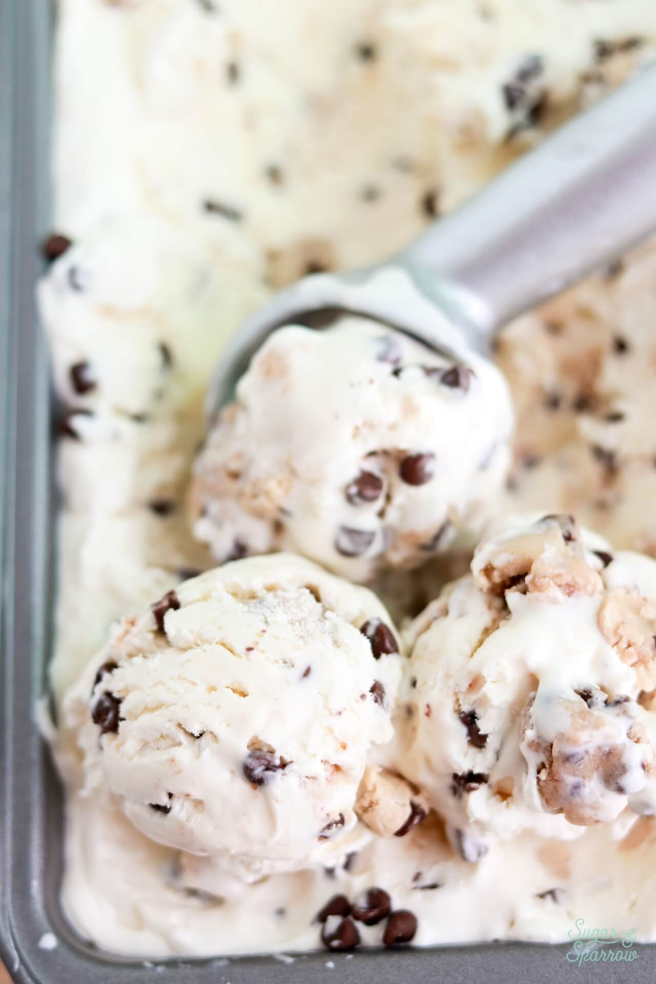 no churn chocolate chip cookie dough ice cream scoops in a loaf pan
