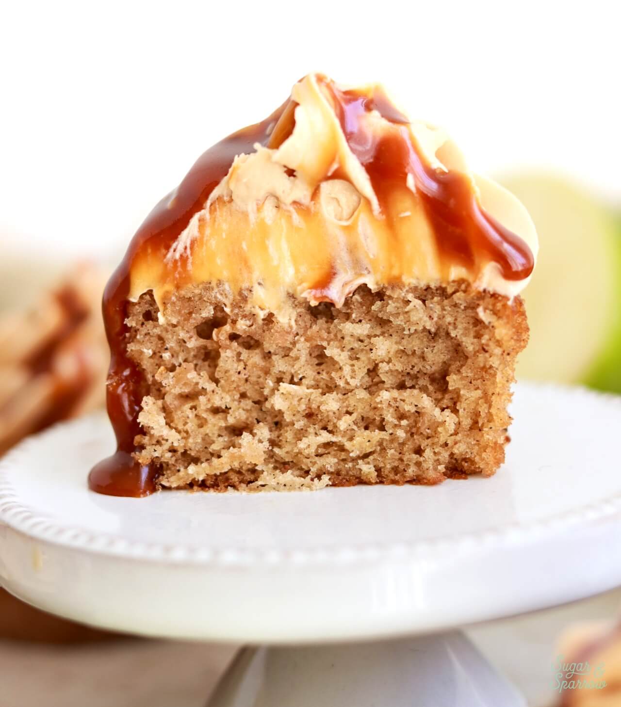 apple cupcakes with caramel frosting