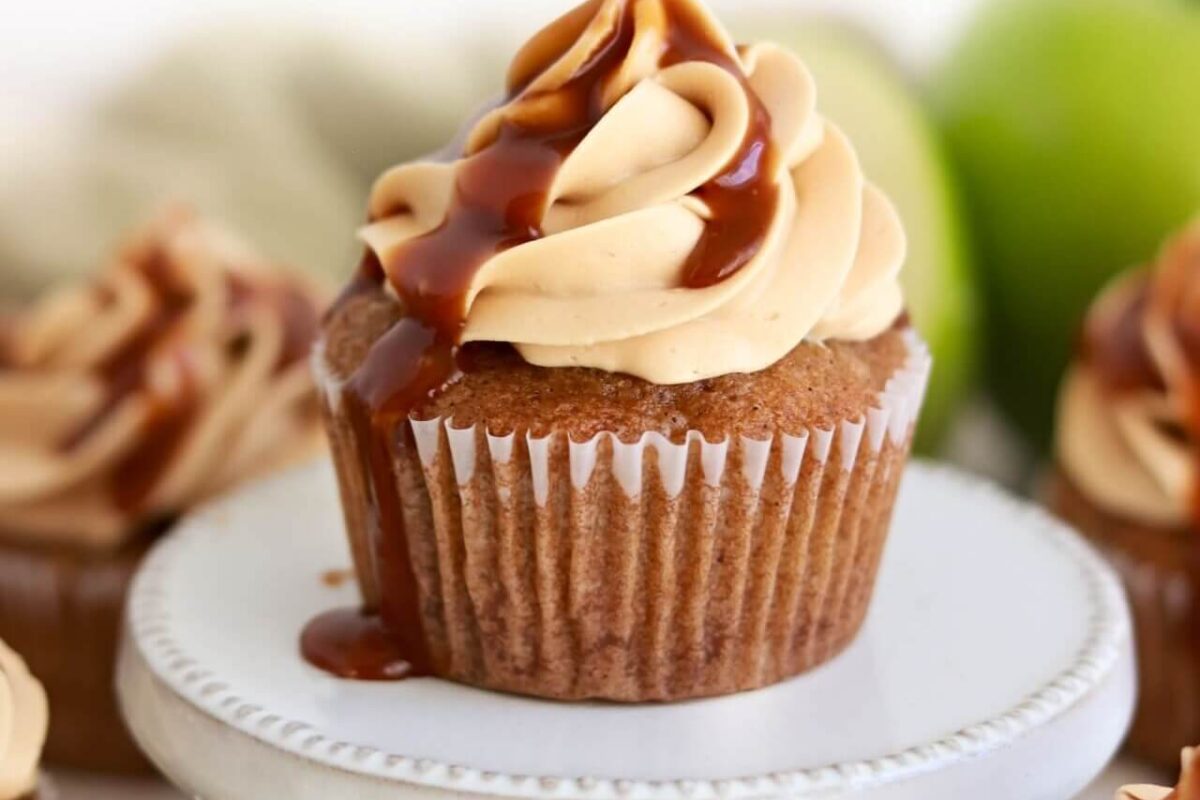 apple cupcakes with salted caramel buttercream and salted caramel topping
