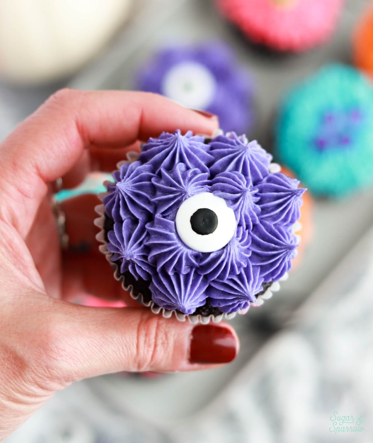 wilton tip 4b monster cupcake