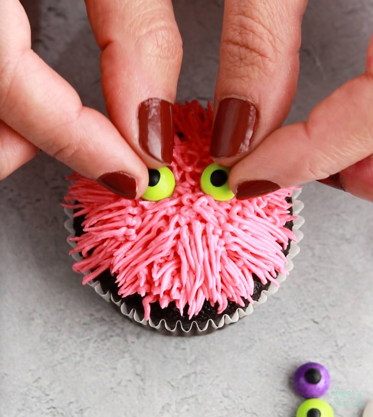 Googly eye sprinkles for cupcakes